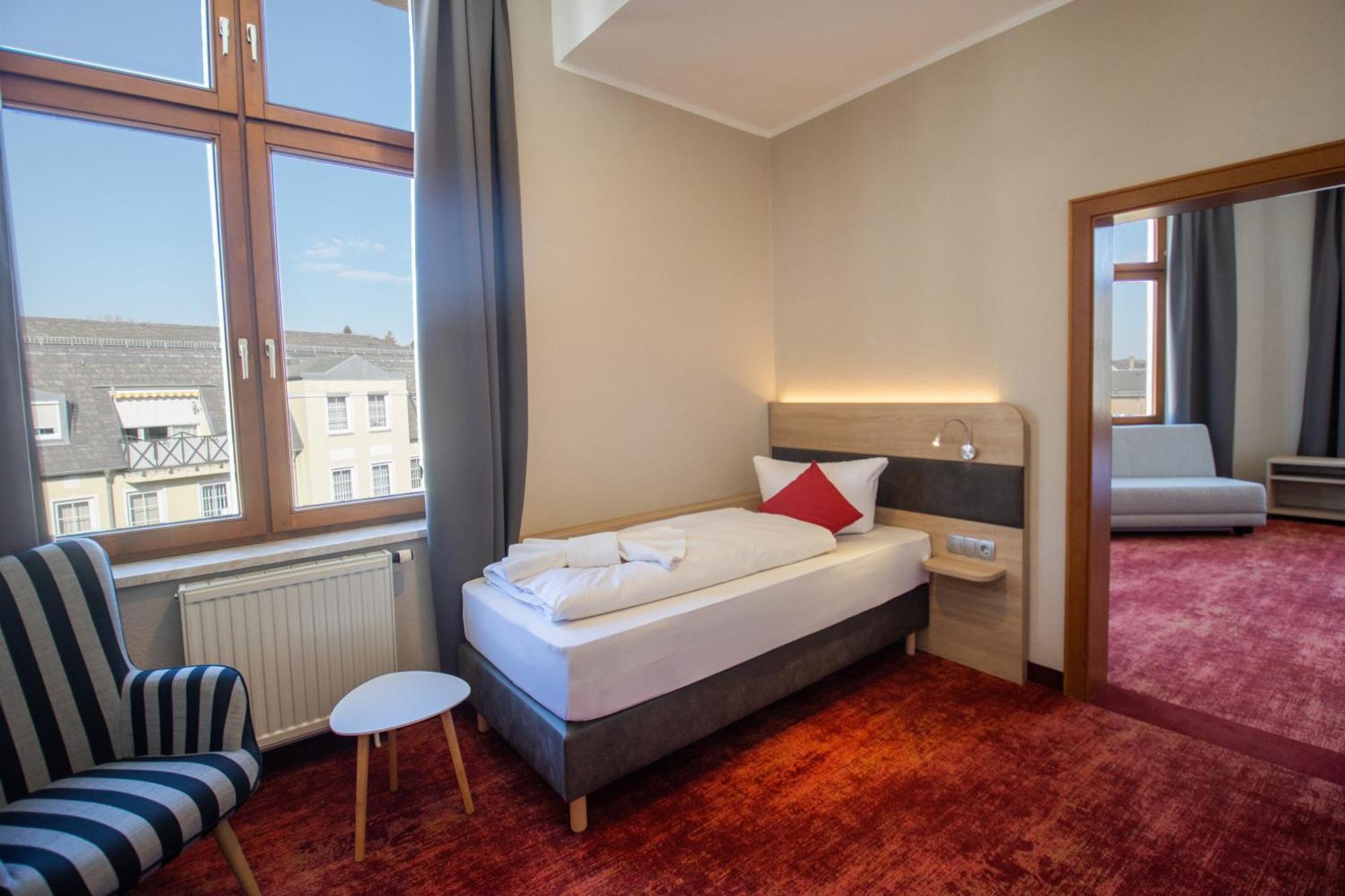 Hotel Lengenfelder Hof Lengenfeld  المظهر الخارجي الصورة